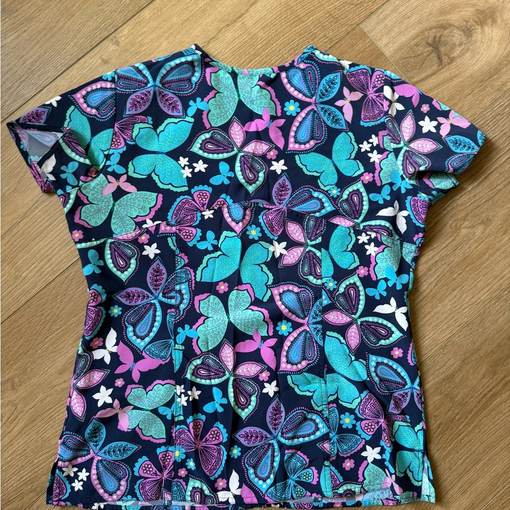 Colorful Butterfly Print Scrub Top - Picture 2 of 4